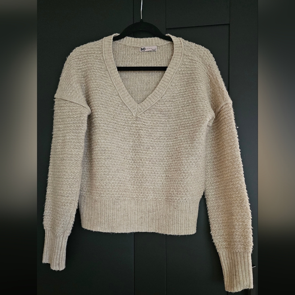 SO Women's Cream V-Neck Sweater